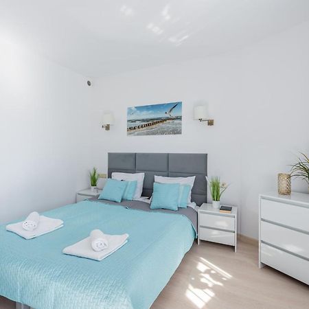 Apartament Z Balkonem Lazur 250M Od Morza 코워브제크 외부 사진