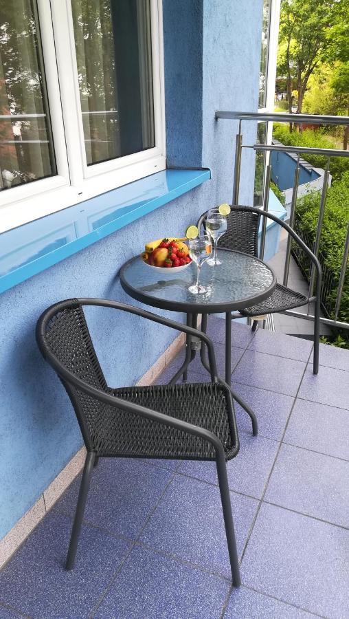 Apartament Z Balkonem Lazur 250M Od Morza 코워브제크 외부 사진